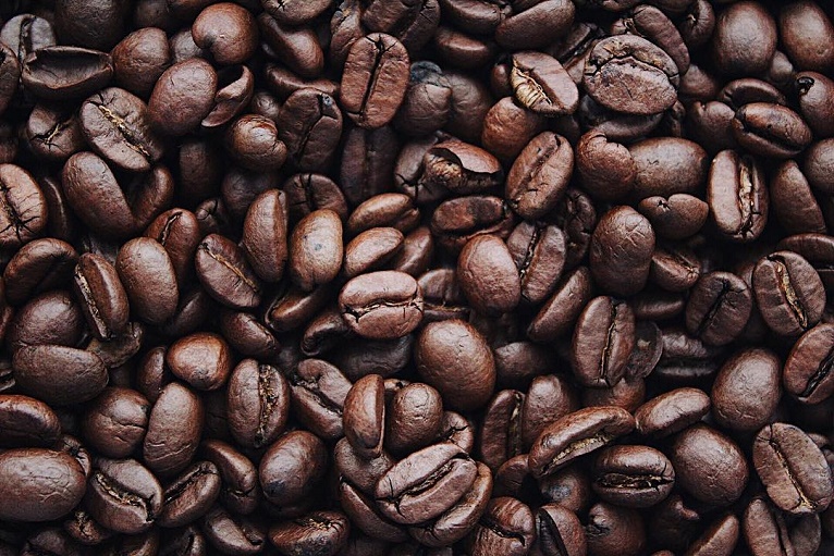 Mai puțină cafea la nivel mondial: au fost înregistrate scăderi atât în ce privește producția, cât și cantitățile tranzacționate pe piața internațională