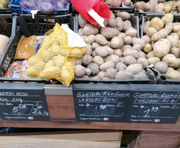 Fructele și legumele românești domină rafturile unui market din București