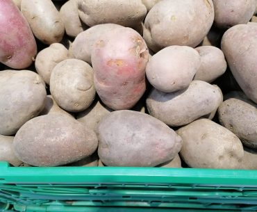 Cu cartofii pe podium: România ocupă anul acesta locul 3 în Uniunea Europeană ca suprafață cultivată, deși numărul total al hectarelor a scăzut