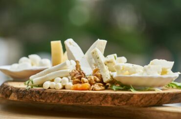 Lactate cu grăsimi vegetale sau proteine de soia adăugate neautorizat; ce alte nereguli au descoperit inspectorii sanitari veterinari