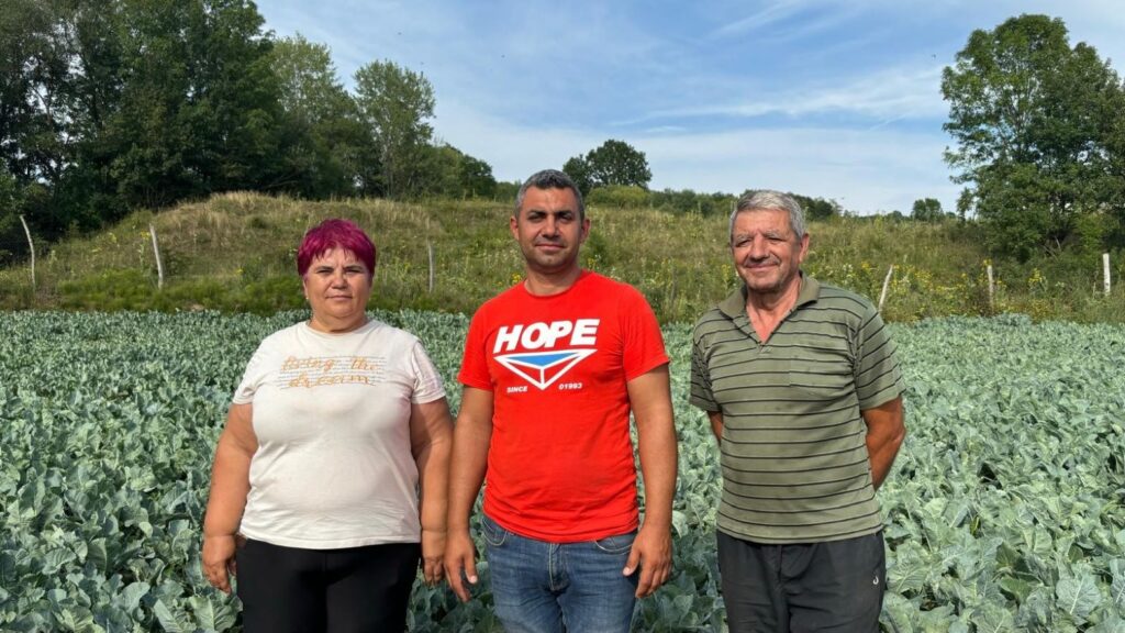 Familia Didea a construit o fermă de legume pe un teren viran.