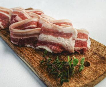 China investighează prețurile cărnii de porc importate din UE