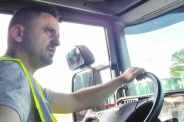 Alin Mihu, românul care a lăsat Anglia pentru o fermă de prepelițe în Gorj
