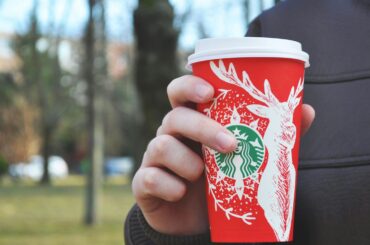 Comisia Europeană: Olanda nu a acordat ajutor de stat companiei Starbucks după o investigație de 10 ani