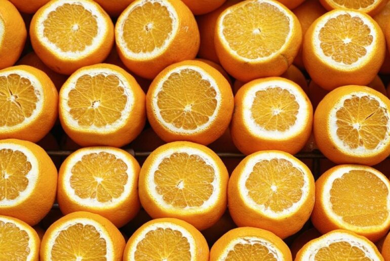 Portocale din Egipt cu pesticide