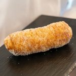 LOCURI ȘI MESE: „Xuixo”, desertul catalan născut dintr-un strănut