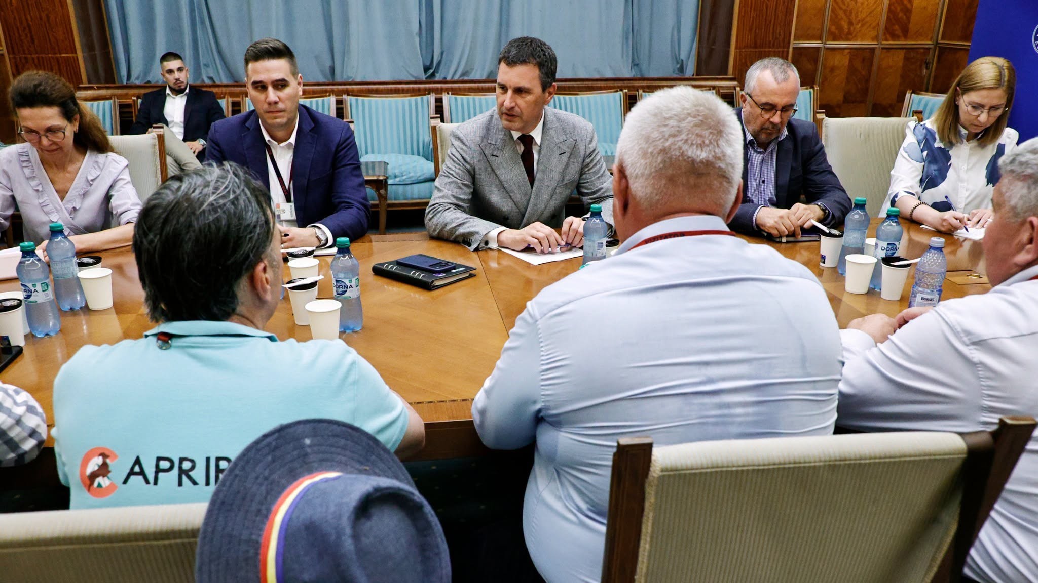 Tánczos Barna, după protestul crescătorilor de ovine: Solicitările fermierilor vor fi analizate cu prioritate. Guvernul pregătește măsuri pentru ieșirea din criză